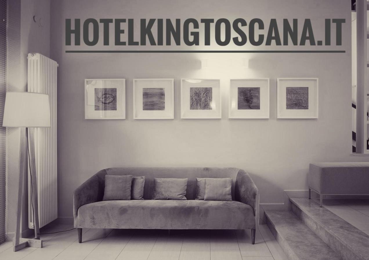 Hotel King マリーナ・ディ・ピエトラサンタ エクステリア 写真
